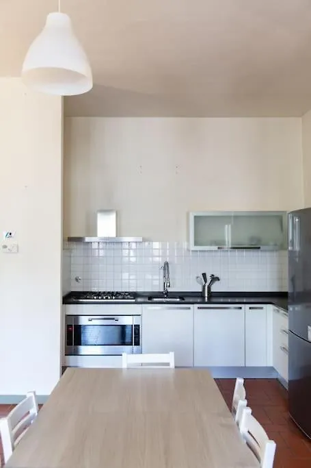 Cozy Apartment With A Strategic Position فلورنس